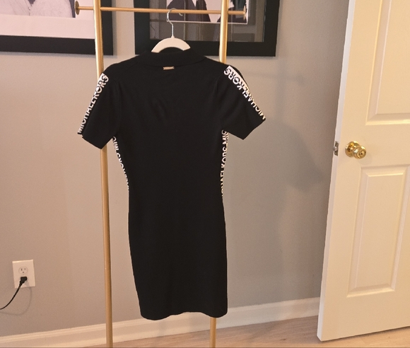 Michael Kors Black Polo Midi Dress - Picture 4 of 8